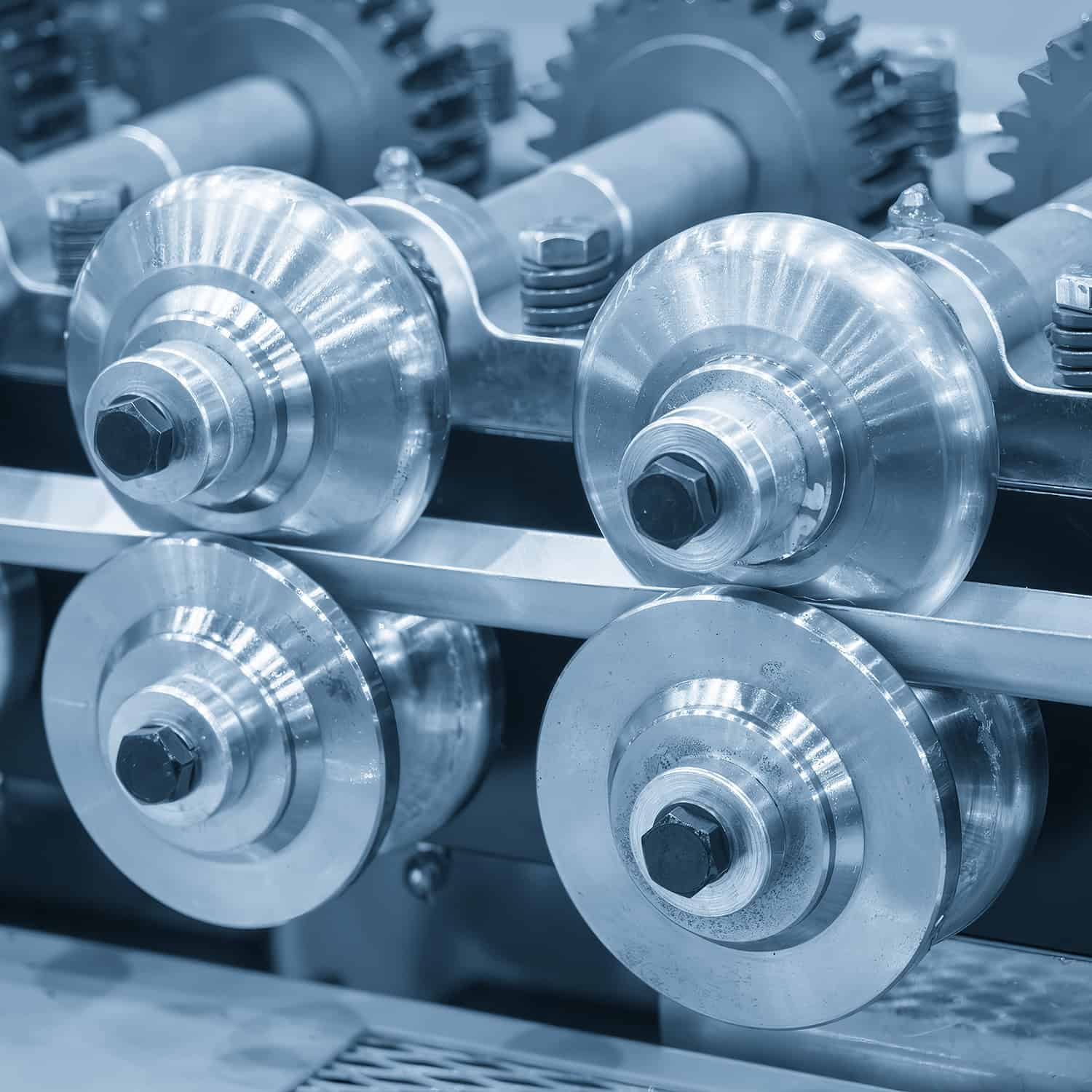 Automatizare profilare 3D carter ulei, proiecte IESYS, automatizare industrială